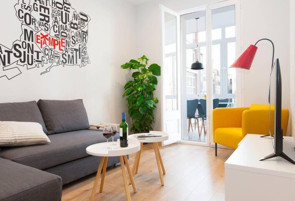 Perfectly Located 4Bed 4Bath Apartment In Barcelona 3 1 Esterno foto