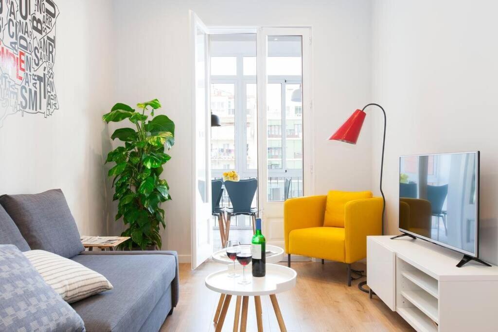 Perfectly Located 4Bed 4Bath Apartment In Barcelona 3 1 Esterno foto
