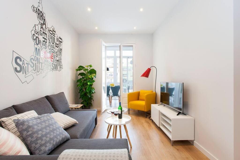 Perfectly Located 4Bed 4Bath Apartment In Barcelona 3 1 Esterno foto
