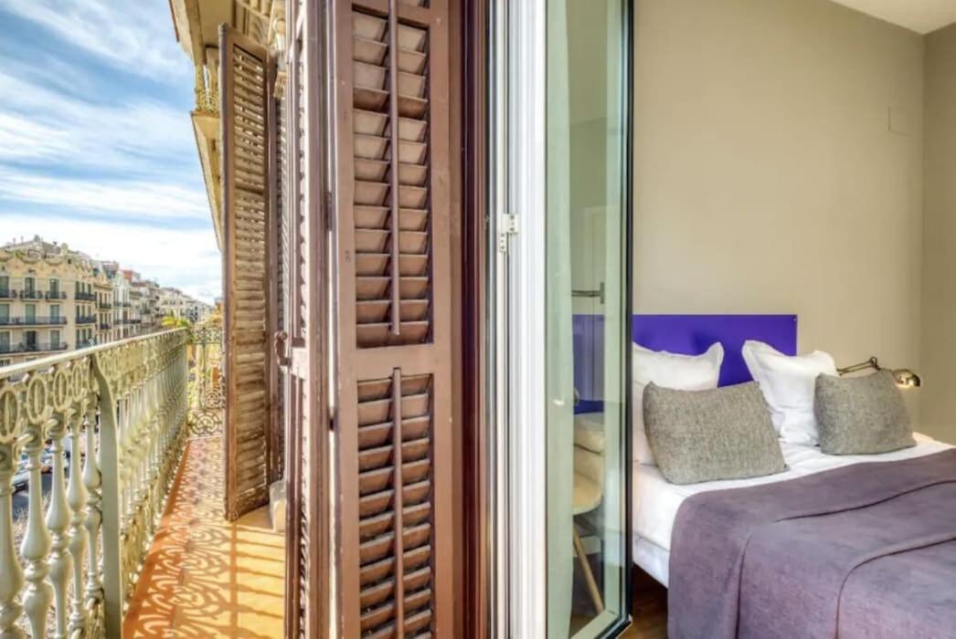 Perfectly Located 4Bed 4Bath Apartment In Barcelona 3 1 Esterno foto