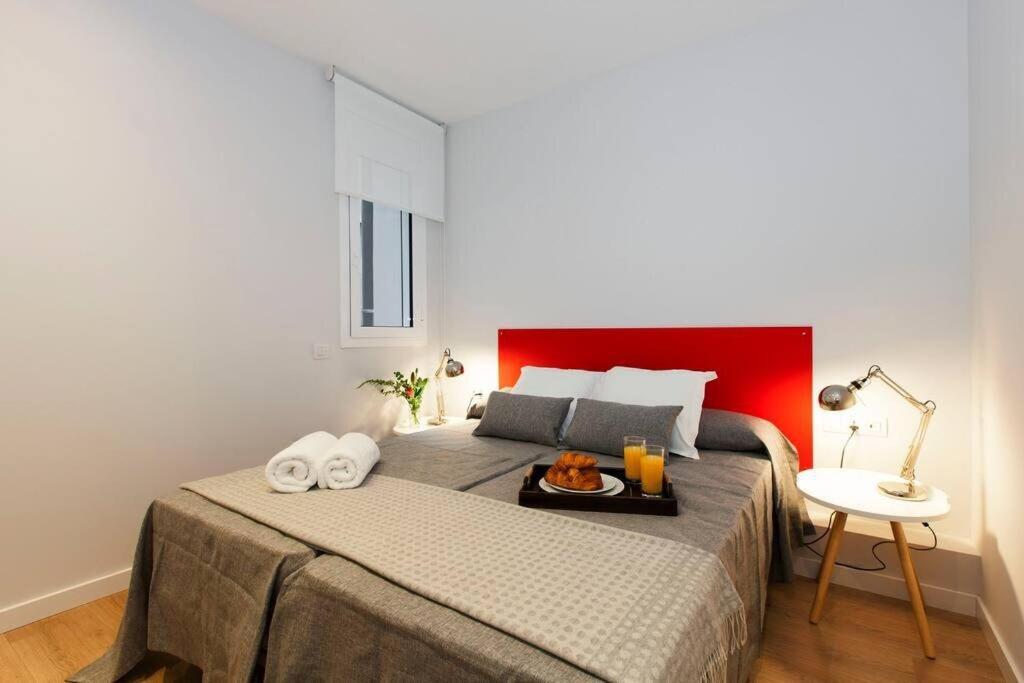 Perfectly Located 4Bed 4Bath Apartment In Barcelona 3 1 Esterno foto